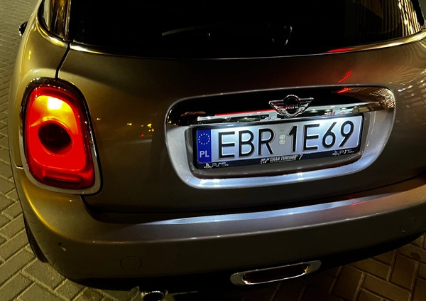 MINI ONE cena 50400 przebieg: 47000, rok produkcji 2016 z Brzeziny małe 352